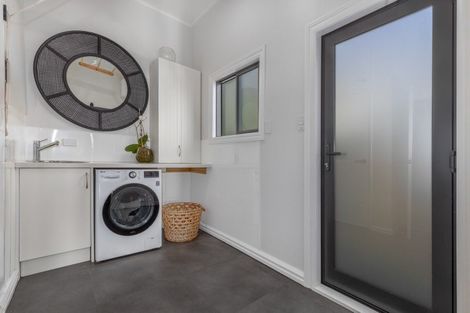 Photo of property in 10 Kinloch Place, Papakowhai, Porirua, 5024