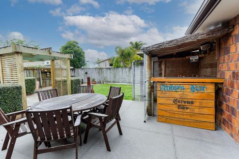 Photo of property in 7 Kimshee Way, Tuakau, 2121