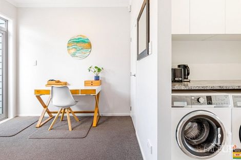 Photo of property in 17 Rangihina Road, Hobsonville, Auckland, 0616