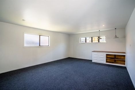Photo of property in 1/21 West Hoe Road, Orewa, 0931