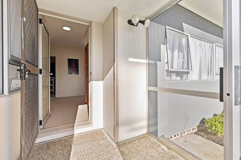 Photo of property in 8 Glasgow Street, Takaro, Palmerston North, 4412