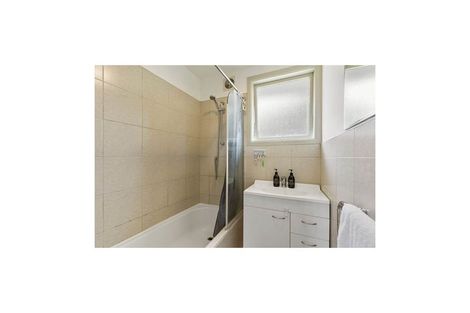 Photo of property in 93 Crawford Avenue, Mangere Bridge, Auckland, 2022