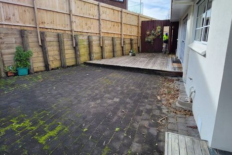 Photo of property in 38 Nui Mana Place, Te Atatu South, Auckland, 0610