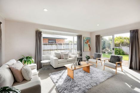 Photo of property in 30a Taylor Terrace, St Andrews, Hamilton, 3200