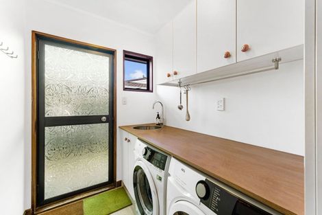 Photo of property in 11c Golf Road, Mount Maunganui, 3116