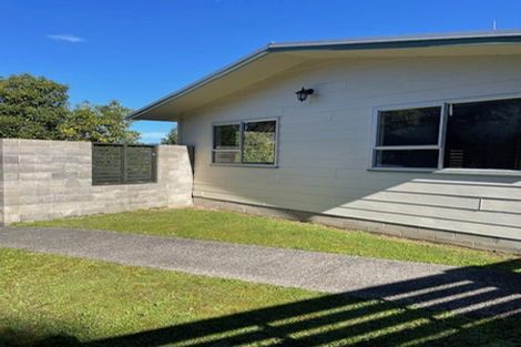 Photo of property in 43 Sunnyview Drive, Brown Owl, Upper Hutt, 5018