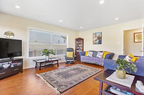 Photo of property in 104 Te Atatu Road, Te Atatu South, Auckland, 0610