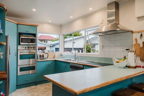Photo of property in 36 Berkley Avenue, Hillcrest, Hamilton, 3216