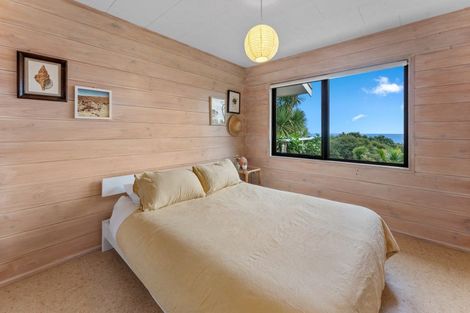 Photo of property in 99 Waitea Road, Muriwai, Waimauku, 0881