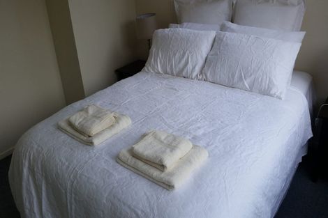 Photo of property in 22 Sarah Place, Farm Cove, Auckland, 2012