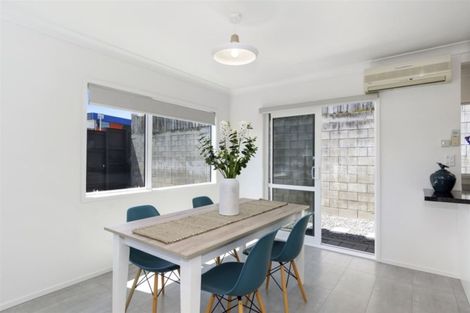 Photo of property in 72a Fourth Avenue, Tauranga, 3110