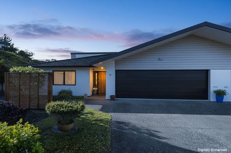 Photo of property in Caversham Park, 2/18 Caversham Road, Westmere, Whanganui, 4501