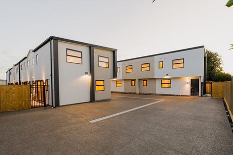 Photo of property in 1/146 Blenheim Road, Riccarton, Christchurch, 8041