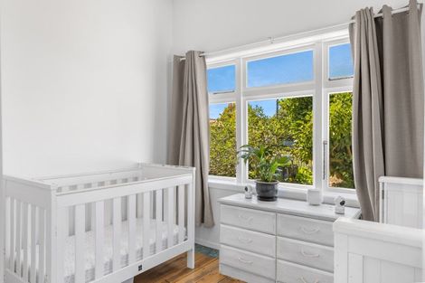 Photo of property in 25 Rintoul Street, Westport, 7825