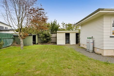 Photo of property in 28 Camberwell Road, Hawera, 4610