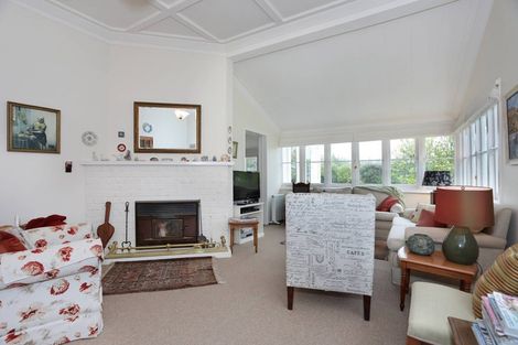 Photo of property in 12 Wanganui Road, Marton, 4710