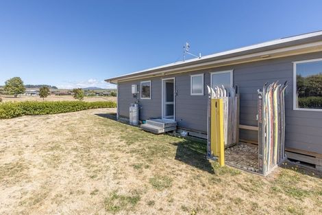 Photo of property in 15 Wai Matangi Place, Motuoapa, 3382