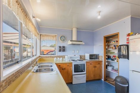 Photo of property in 182 Flaxmere Avenue, Flaxmere, Hastings, 4120