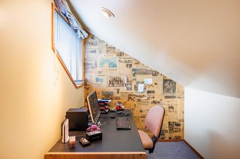 Photo of property in 34 Wellesley Street, Feilding, 4702