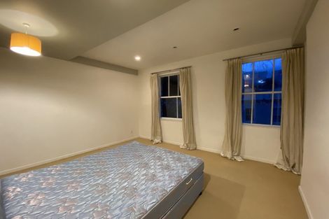 Photo of property in 2u7 King Street, Mount Cook, Wellington, 6021