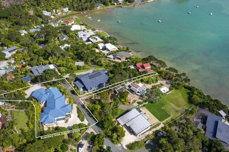 Photo of property in 106p Greenslade Road, Raglan, 3295