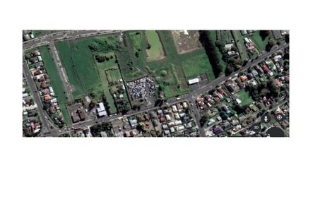 Photo of property in 11 Market Cove Road, Favona, Auckland, 2024