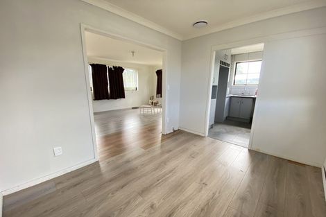 Photo of property in 43 Luanda Drive, Ranui, Auckland, 0612