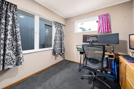 Photo of property in 19 Kenmore Place, Tokoroa, 3420