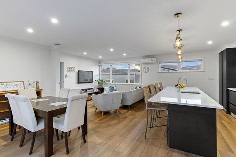 Photo of property in 59 Graham Avenue, Te Atatu Peninsula, Auckland, 0610