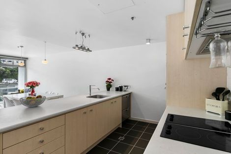 Photo of property in Montreaux Apartments, 2a/164 The Terrace, Wellington Central, Wellington, 6011