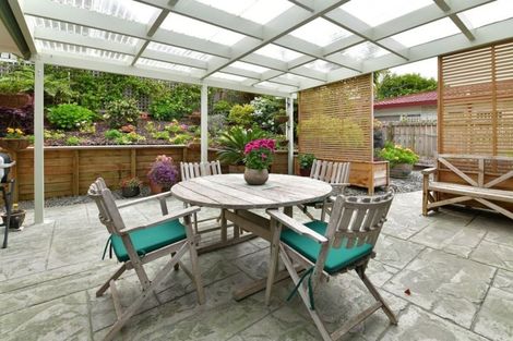 Photo of property in 138 Lakeside Drive, Orewa, 0931