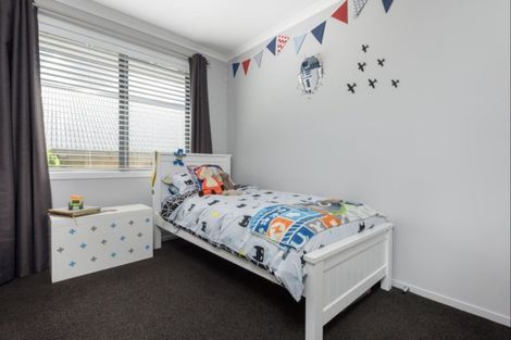 Photo of property in 291 Lakes Boulevard, Pyes Pa, Tauranga, 3112