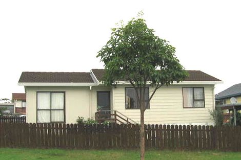 Photo of property in 2/71 Luanda Drive, Ranui, Auckland, 0612