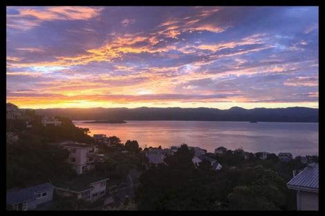 Photo of property in 15a Waru Street, Khandallah, Wellington, 6035