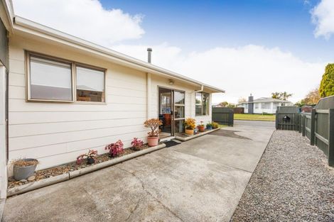 Photo of property in 15 Wild Street, Feilding, 4702