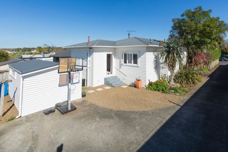 Photo of property in 28 John Street, Pukekohe, 2120