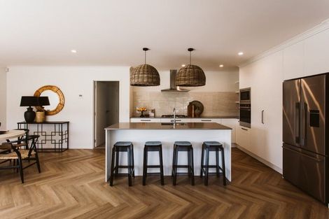 Photo of property in 13 Karaipiture Road, Karaka, 2124