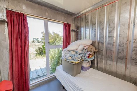 Photo of property in 18 Henham Lane, Waikawa Beach, Manakau, 5573