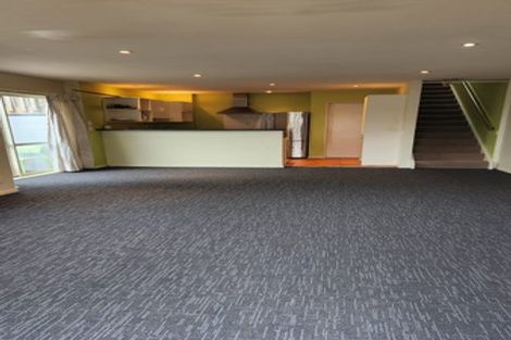 Photo of property in 15 Kopiko Way, Brooklyn, Wellington, 6021