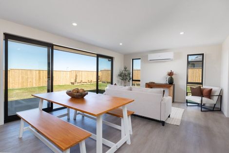 Photo of property in 9 Williams Road, Hobsonville, Auckland, 0618