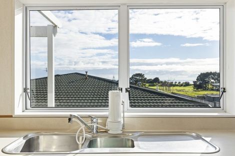 Photo of property in 1/13 Chatswood Grove, Fitzroy, New Plymouth, 4312