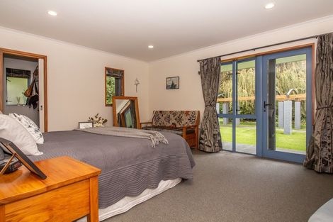 Photo of property in 145 Nine Mile Road, Westport, 7892