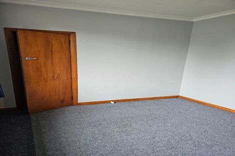 Photo of property in 32 Pitama Road, Awapuni, Palmerston North, 4412