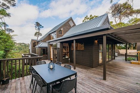 Photo of property in 172 Huia Road, Titirangi, Auckland, 0604