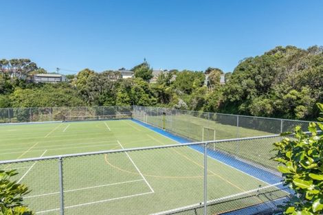 Photo of property in 46u2 Bracken Road, Paparangi, Wellington, 6037