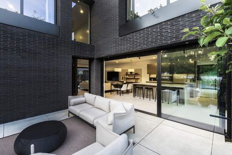 Photo of property in 23 Carlton Mill Road, Merivale, Christchurch, 8014