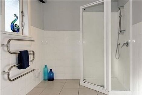 Photo of property in 24 Cutler Street, New Lynn, Auckland, 0600