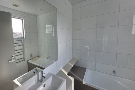 Photo of property in 73 Ridge View Crescent, Pukekohe, 2120