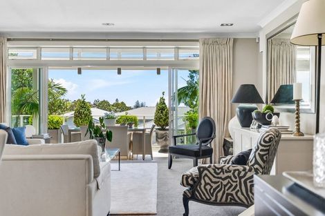 Photo of property in 17 Landmark Terrace, Orewa, 0931