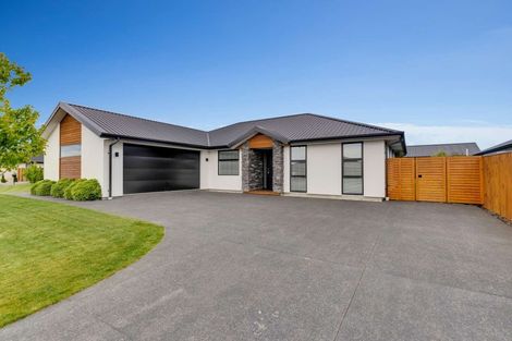 Photo of property in 10 Lesser Close, Rolleston, 7615